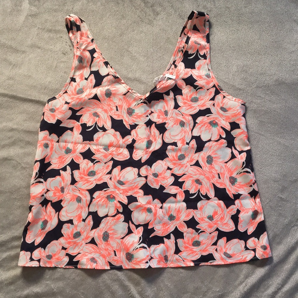 Flowy Floral Sleeveless Shirt